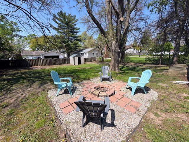 622 N Garfield Street, Lombard, IL 60148