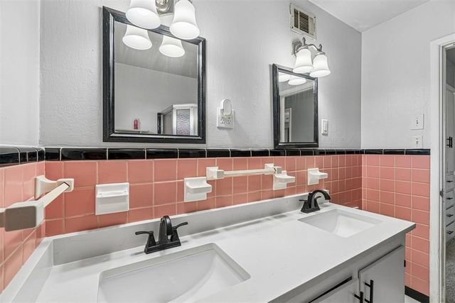 101 E Kerr Drive, Midwest City, OK 73110