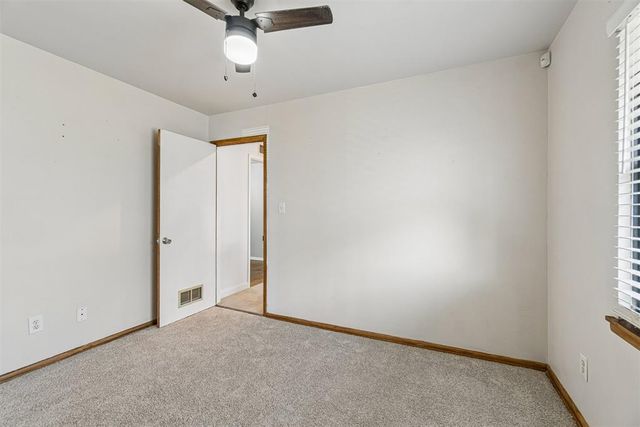 101 E Kerr Drive, Midwest City, OK 73110