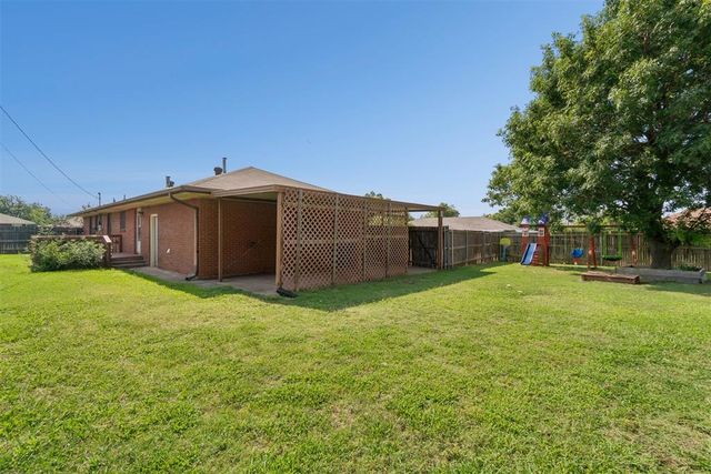 101 E Kerr Drive, Midwest City, OK 73110
