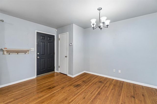 101 E Kerr Drive, Midwest City, OK 73110