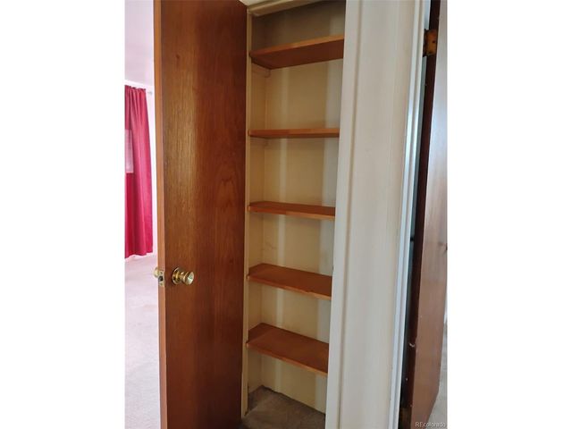 6081 E 61st Ave, Commerce City, CO 80022