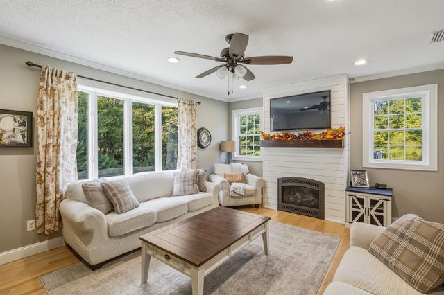 10 Nowak Avenue, Ludlow, MA 01056