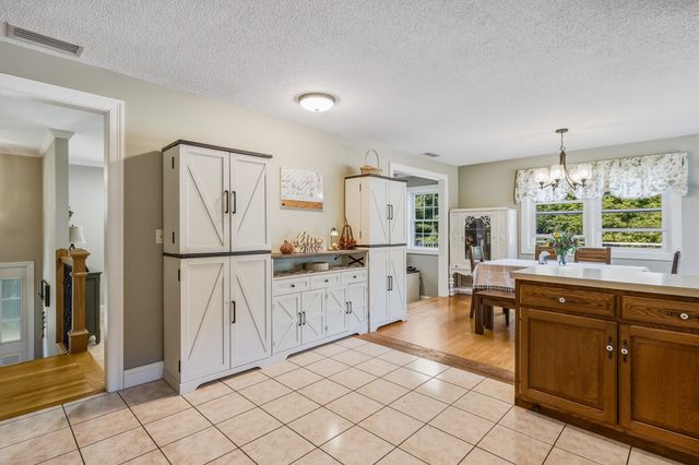 10 Nowak Avenue, Ludlow, MA 01056