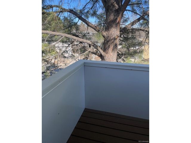 46 S Nome St, Aurora, CO 80012