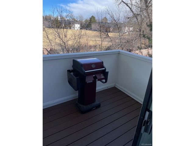 46 S Nome St, Aurora, CO 80012