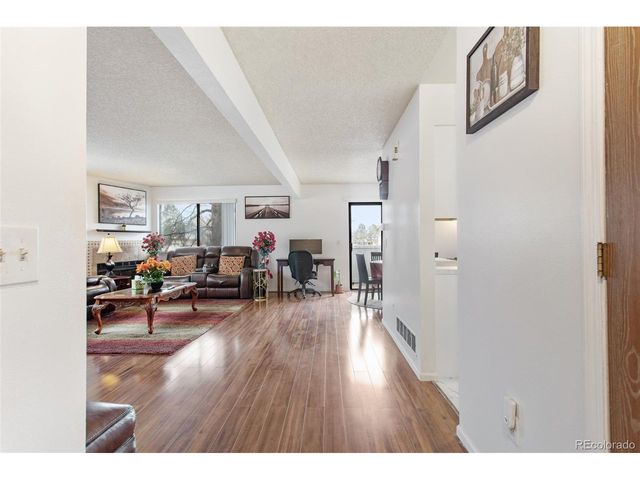 46 S Nome St, Aurora, CO 80012