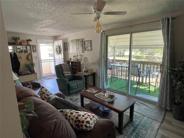 129 CAMPHOR CIRCLE C, Oldsmar, FL 34677