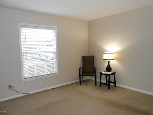 4850 Westport Rd, Louisville, KY 40222