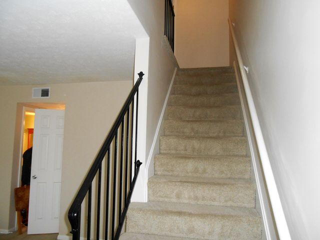 4850 Westport Rd, Louisville, KY 40222