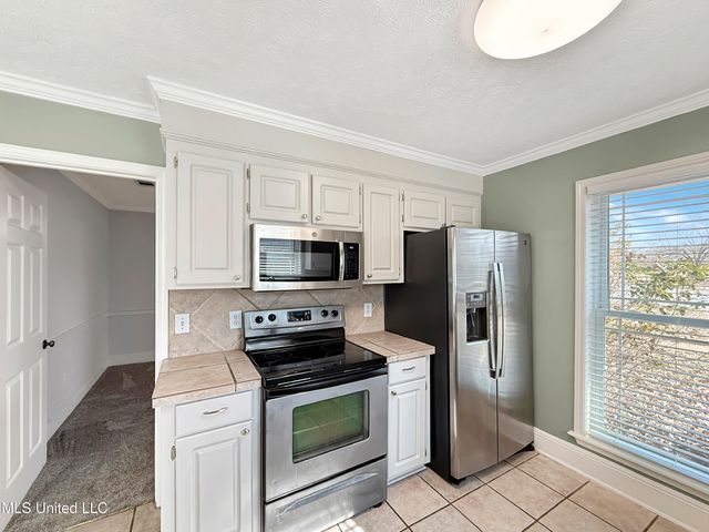 214 Chinkapen Drive, Brandon, MS 39047