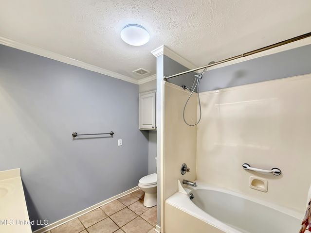 214 Chinkapen Drive, Brandon, MS 39047