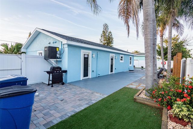 352 144TH AVENUE, Madeira Beach, FL 33708