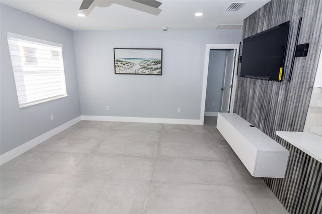 352 144TH AVENUE, Madeira Beach, FL 33708