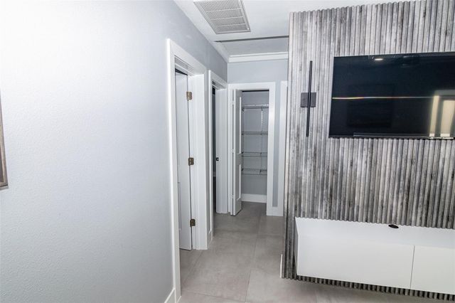 352 144TH AVENUE, Madeira Beach, FL 33708