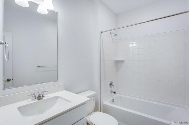 1715 Knobby Pine Drive, Fort Collins, CO 80528