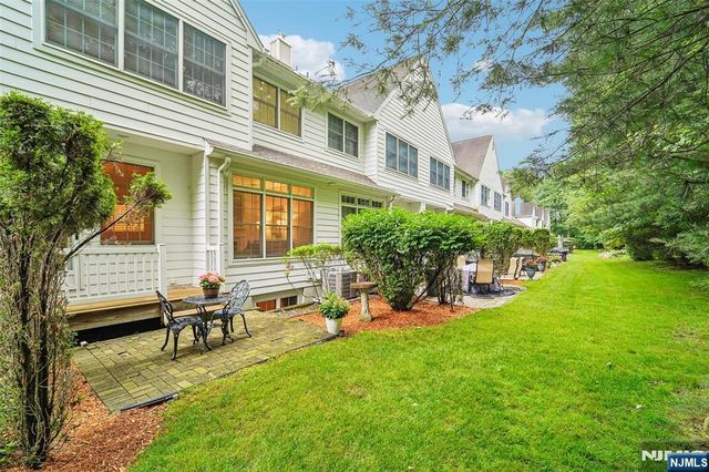 141 Greenway 41, Montvale, NJ 07645