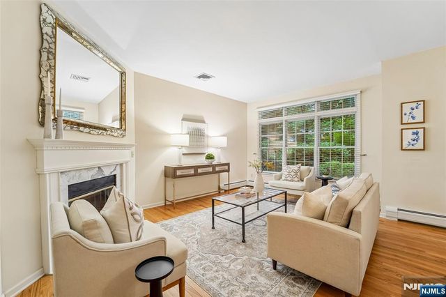 141 Greenway 41, Montvale, NJ 07645
