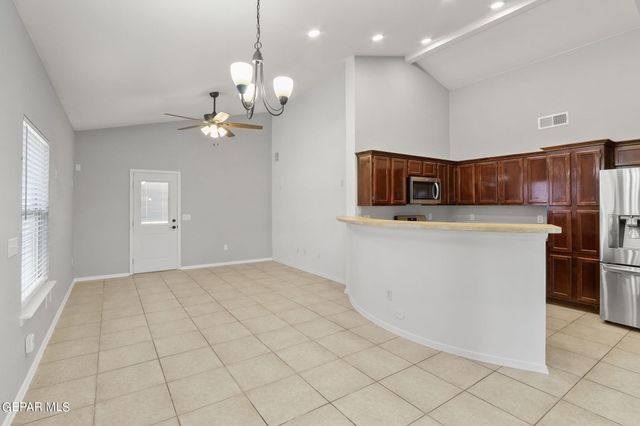 3269 MAPLE POINT Drive, El Paso, TX 79938