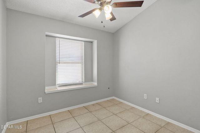 3269 MAPLE POINT Drive, El Paso, TX 79938