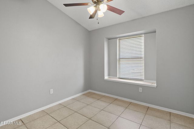 3269 MAPLE POINT Drive, El Paso, TX 79938