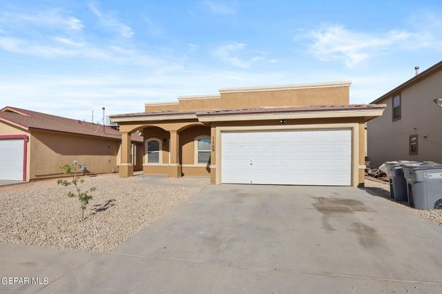 3269 MAPLE POINT Drive, El Paso, TX 79938