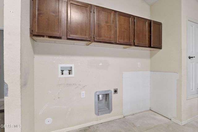 3269 MAPLE POINT Drive, El Paso, TX 79938