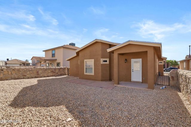 3269 MAPLE POINT Drive, El Paso, TX 79938