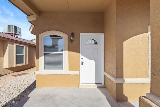 3269 MAPLE POINT Drive, El Paso, TX 79938