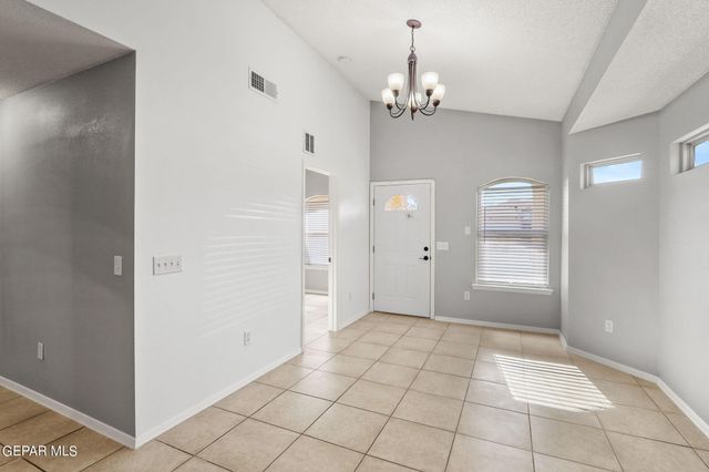 3269 MAPLE POINT Drive, El Paso, TX 79938