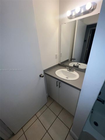 1257 SW 46th Ave 1805, Pompano Beach, FL 33069