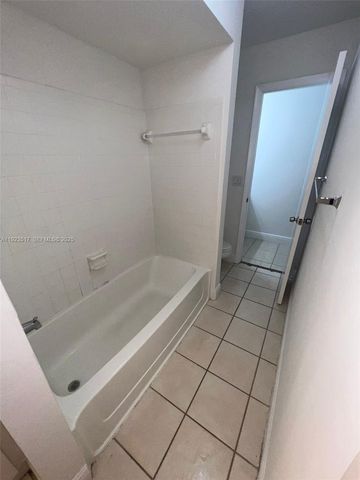 1257 SW 46th Ave 1805, Pompano Beach, FL 33069