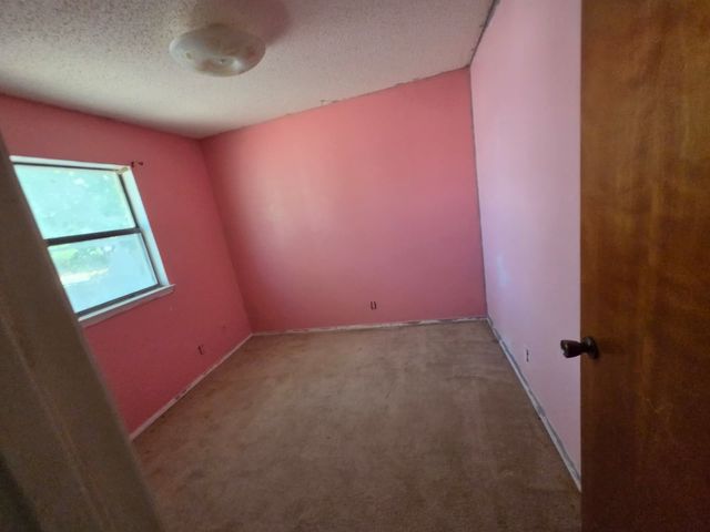 329 Walnut Avenue, Azle, TX 76020