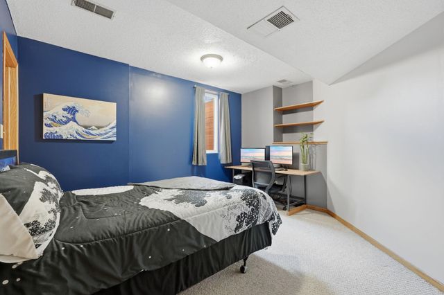 7288 Foxboro Court, Woodbury, MN 55125