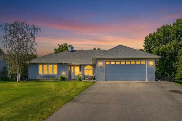 7288 Foxboro Court, Woodbury, MN 55125
