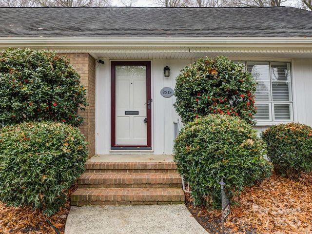 6219 Colchester Place, Charlotte, NC 28210
