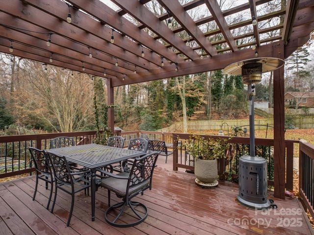 6219 Colchester Place, Charlotte, NC 28210