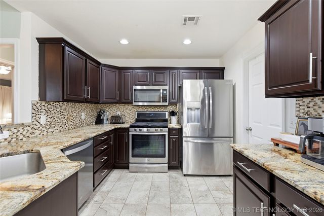 15309 E 89th Street North, Owasso, OK 74055