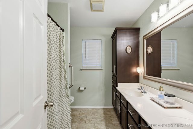 15309 E 89th Street North, Owasso, OK 74055