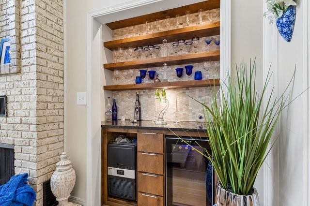 6813 Battle Creek Road, Fort Worth, TX 76116