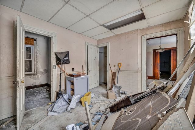 7116 Fullerton Avenue, Cleveland, OH 44105