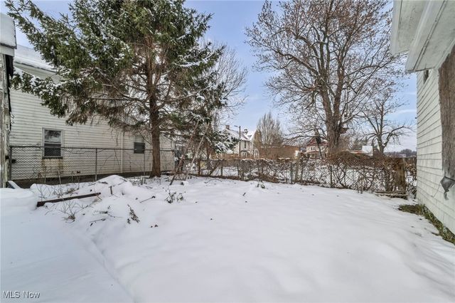 7116 Fullerton Avenue, Cleveland, OH 44105