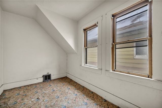 7116 Fullerton Avenue, Cleveland, OH 44105