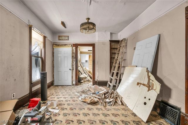 7116 Fullerton Avenue, Cleveland, OH 44105