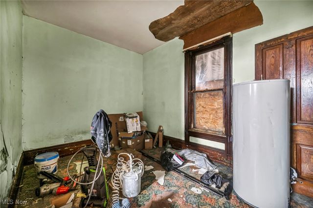 7116 Fullerton Avenue, Cleveland, OH 44105