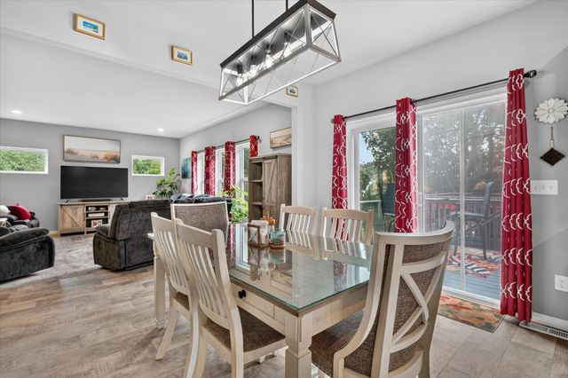 712 Gentry Lane, New Carlisle, IN 46552