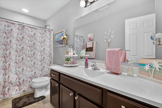 712 Gentry Lane, New Carlisle, IN 46552