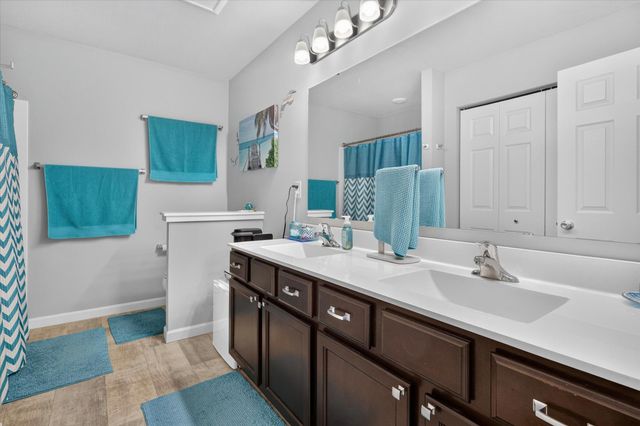 712 Gentry Lane, New Carlisle, IN 46552