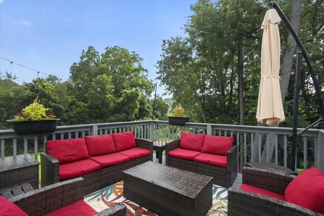 712 Gentry Lane, New Carlisle, IN 46552