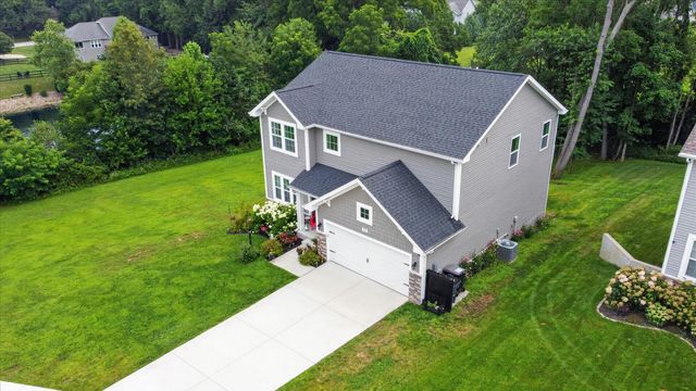712 Gentry Lane, New Carlisle, IN 46552